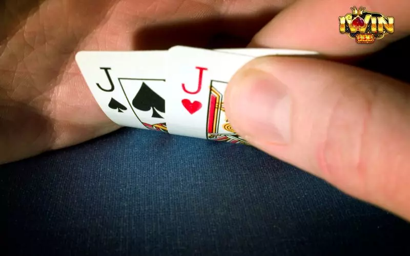 Người chơi có thể phá đôi thông để đánh đôi liên hoàn